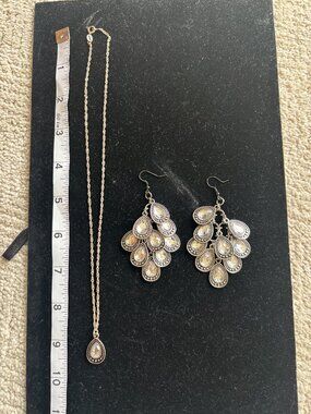 Silver Earring/Necklace Set